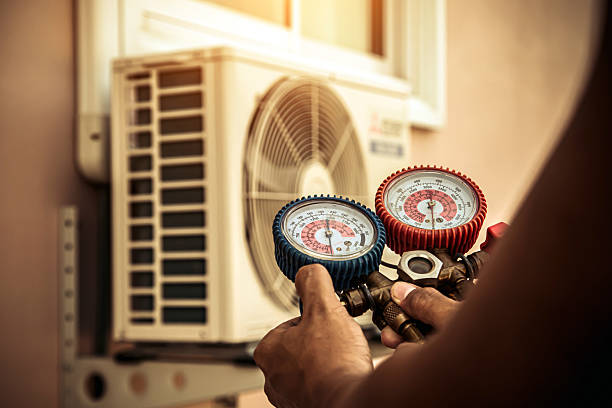 Professional Ac Installation technician working in Byron Center, MI